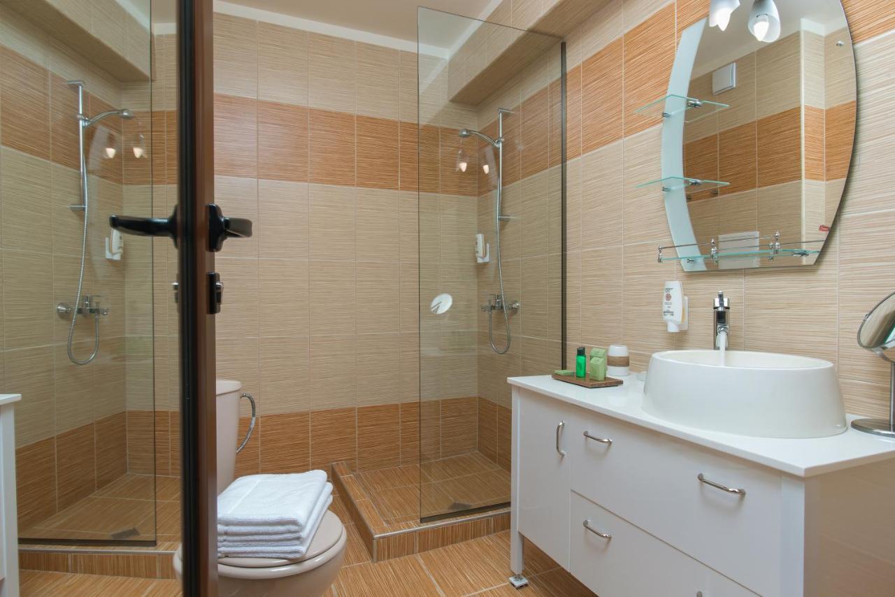 Hotel Villa Magus Kladnitsa Luaran gambar