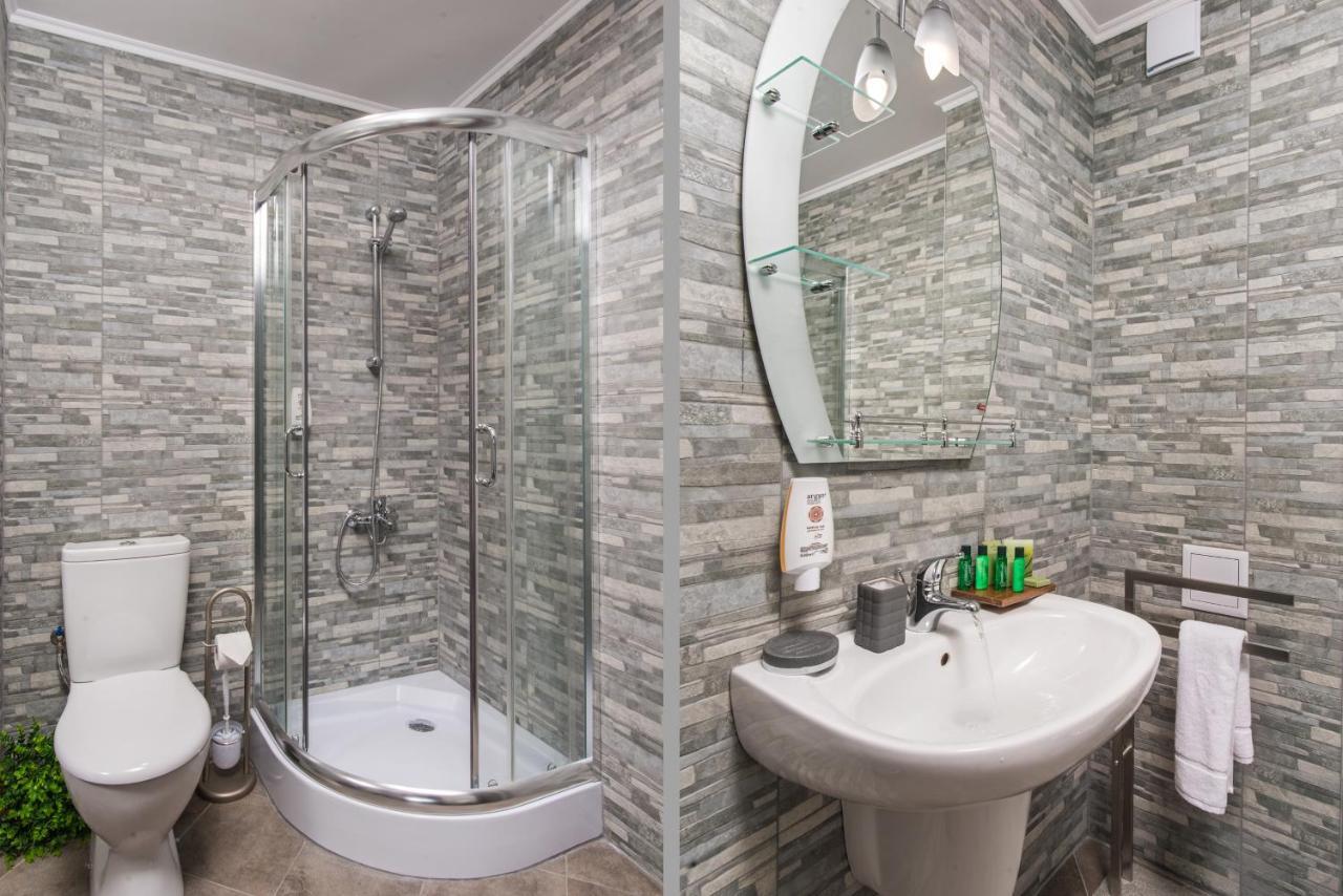 Hotel Villa Magus Kladnitsa Luaran gambar