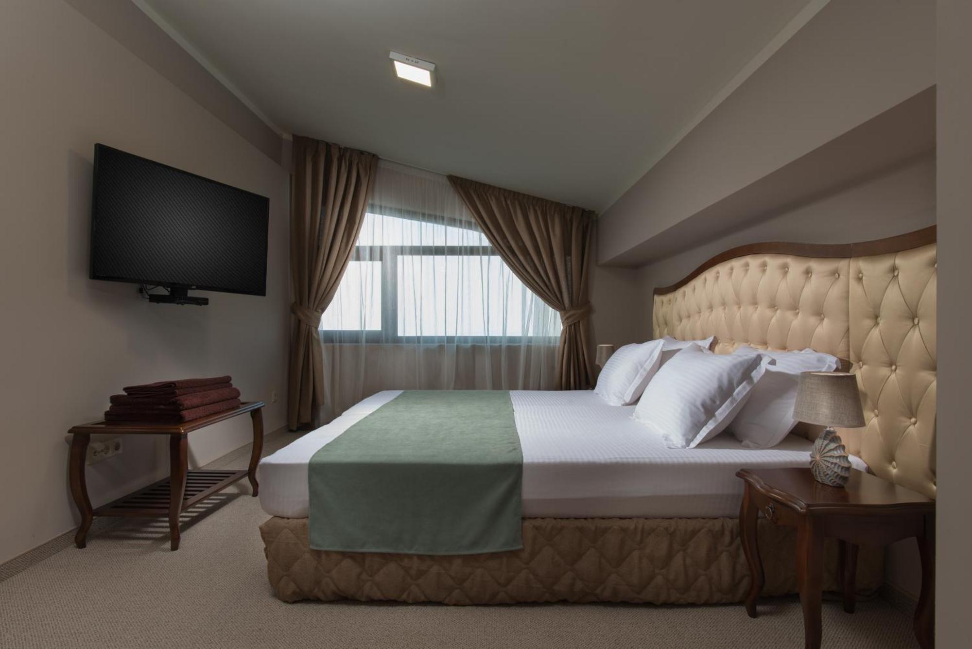 Hotel Villa Magus Kladnitsa Luaran gambar